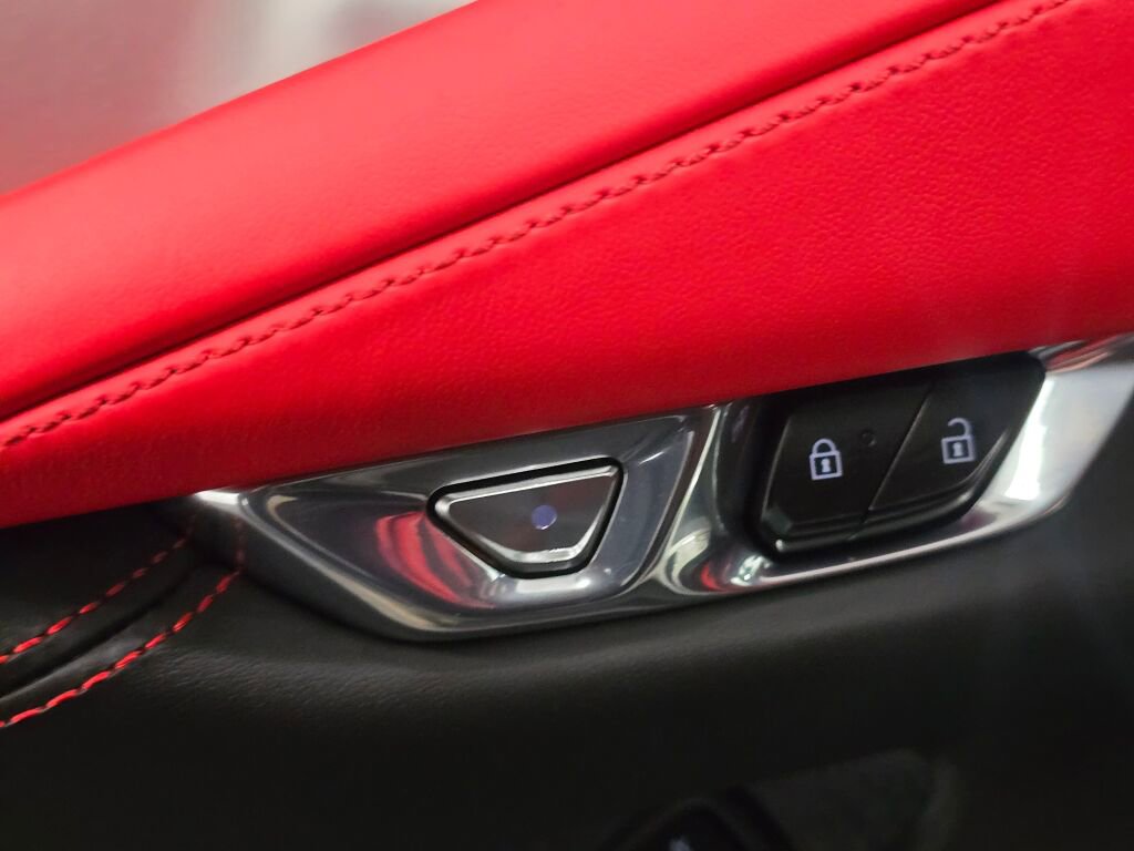 Used 2024 Chevrolet Corvette Stingray image 21