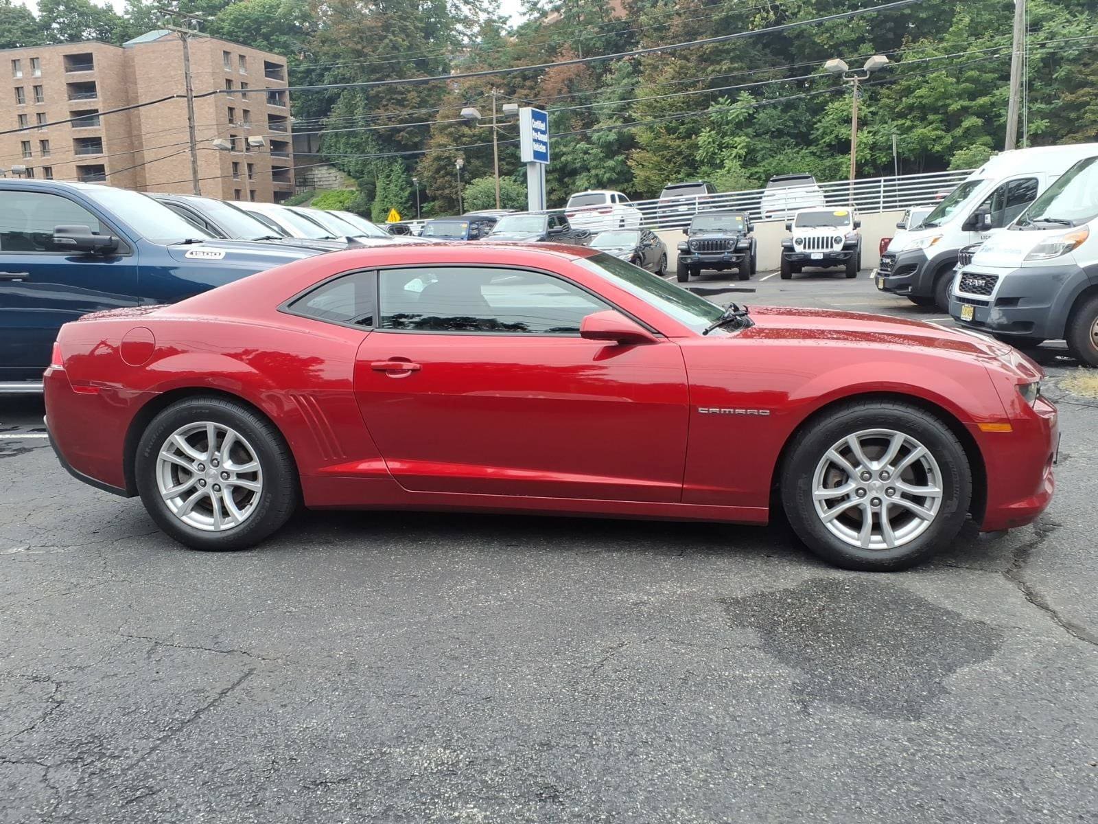 Used 2014 Chevrolet Camaro LT w/ Rear Vision Package RWD image 4