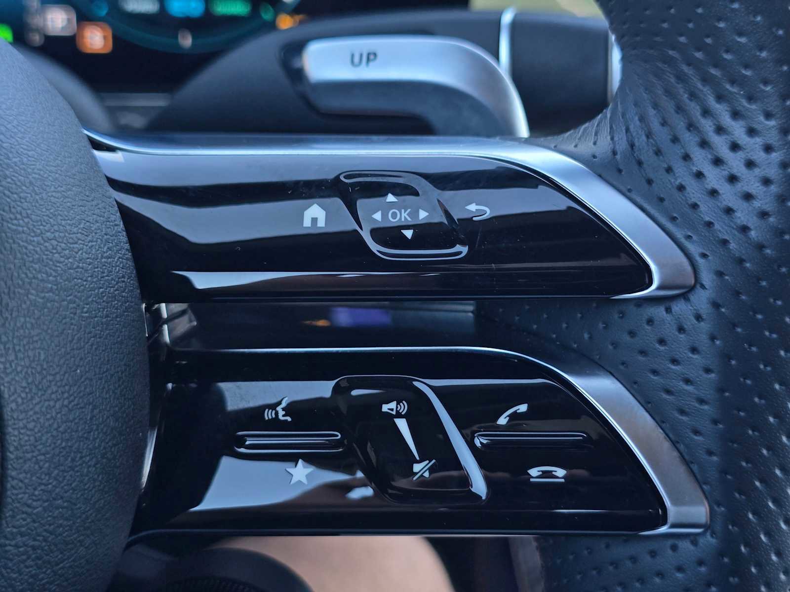 Used 2022 Mercedes-Benz E 53 AMG 4MATIC Cabriolet image 31