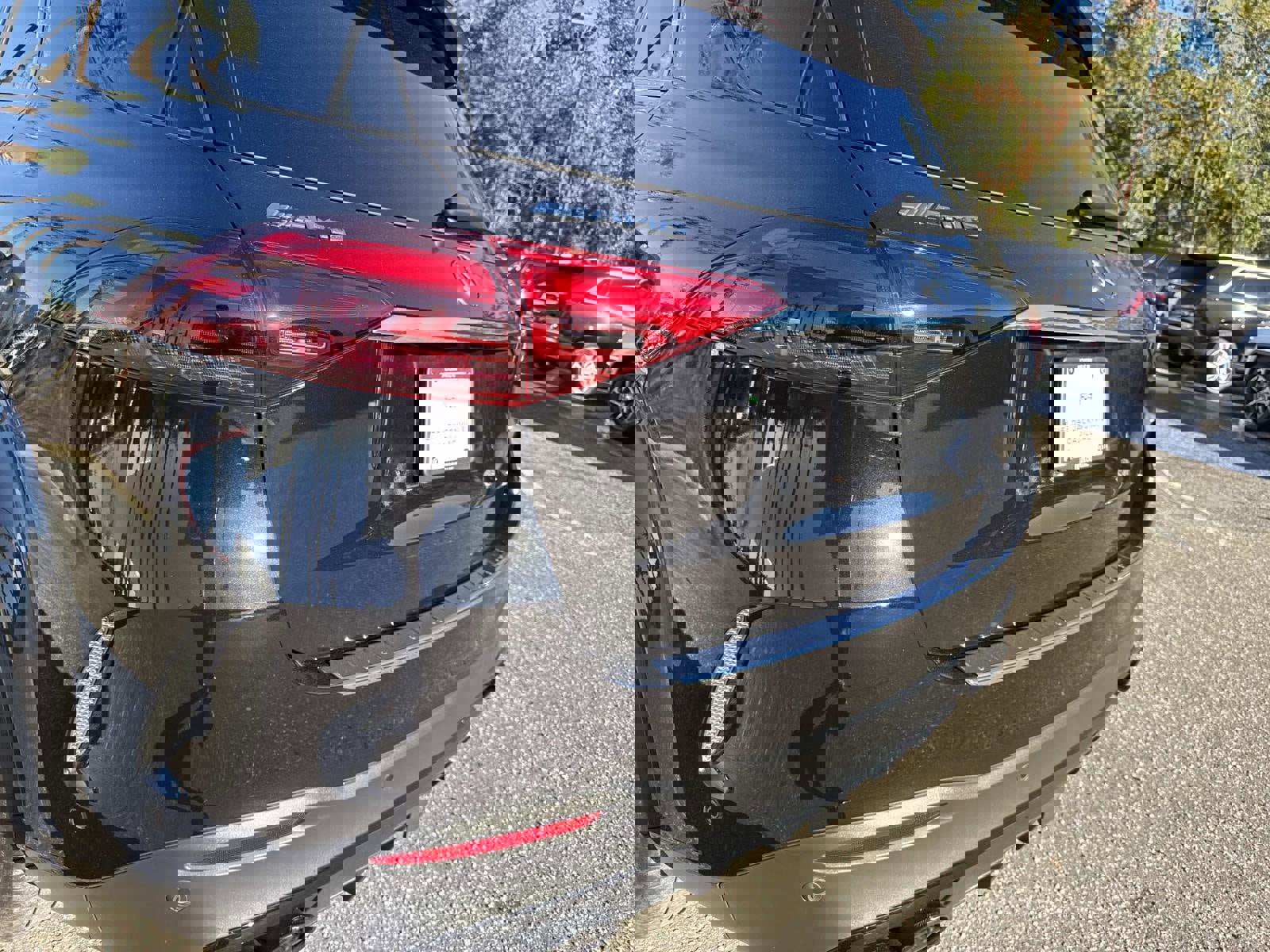 Used 2024 Mercedes-Benz GLE 53 AMG 4MATIC image 11