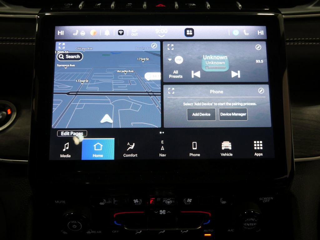 Used 2024 Jeep Grand Cherokee Limited w/ Luxury Tech Group II image 22