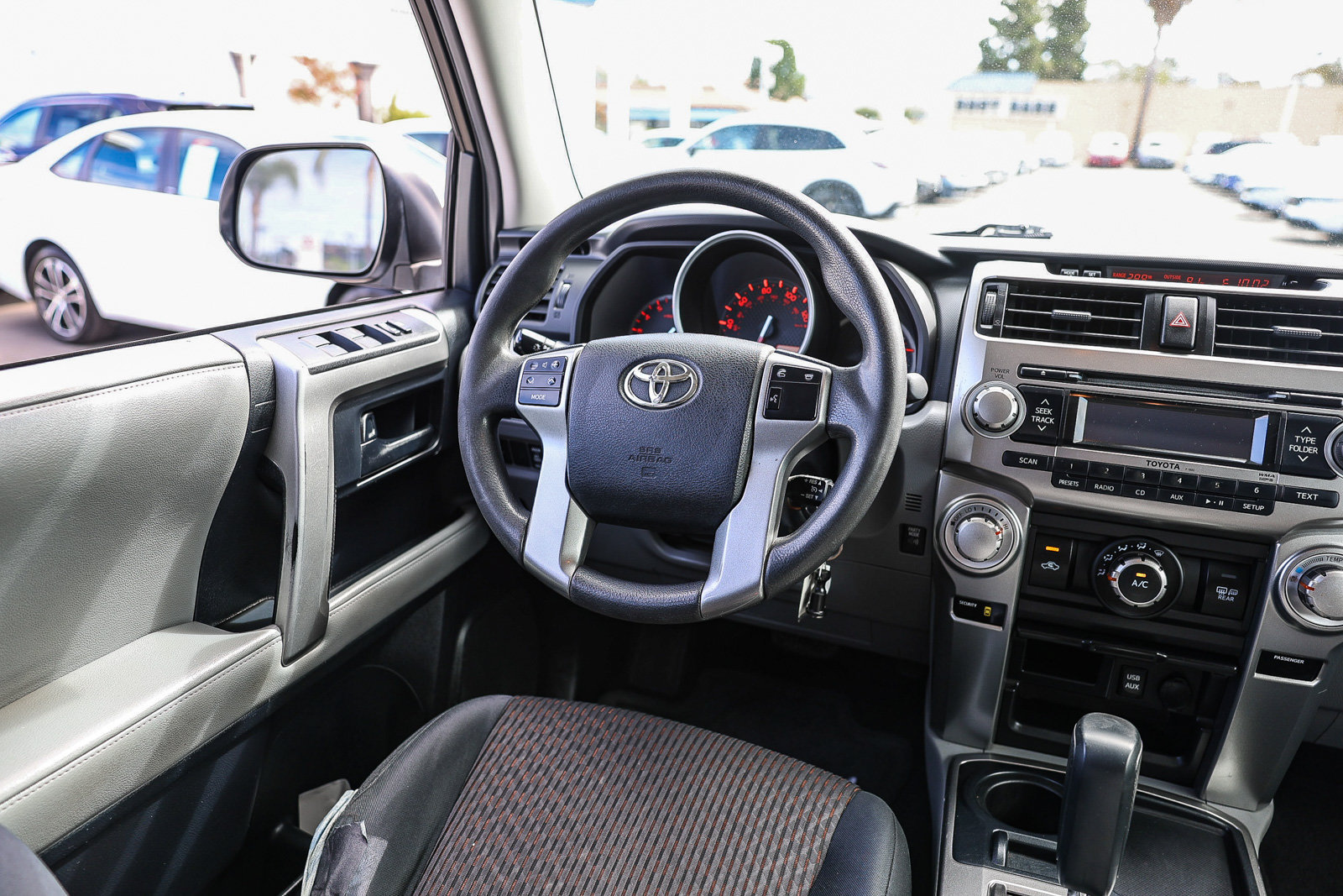 Used 2013 Toyota 4Runner SR5 w/ Convenience Pkg RWD image 4