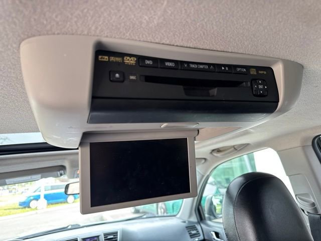 Used 2013 Toyota Highlander Limited AWD/4WD image 30