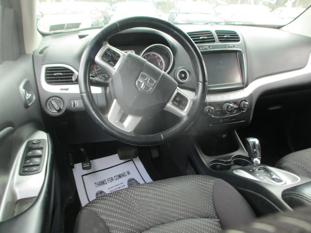 Used 2014 Dodge Journey SXT AWD/4WD image 8