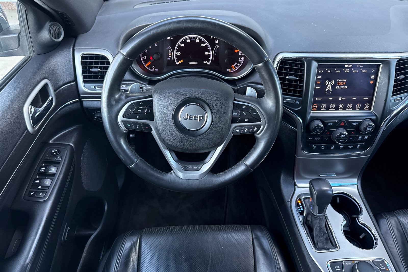 Used 2018 Jeep Grand Cherokee Limited w/ Luxury Group II AWD/4WD image 15