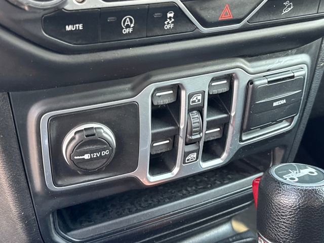 Used 2018 Jeep Wrangler Unlimited Sport S image 29