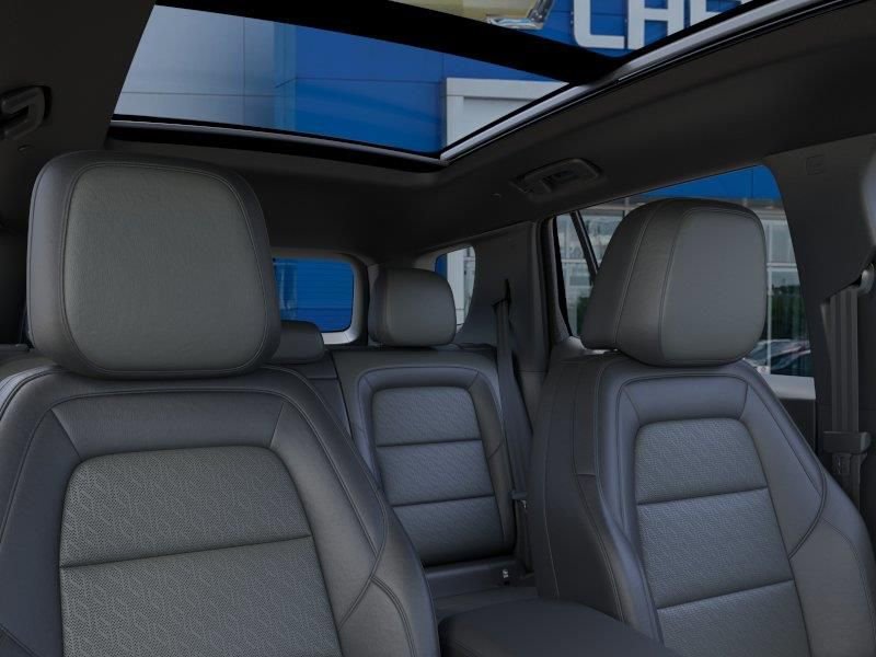 New 2026 Chevrolet Equinox LT w/ Convenience Package II FWD image 24