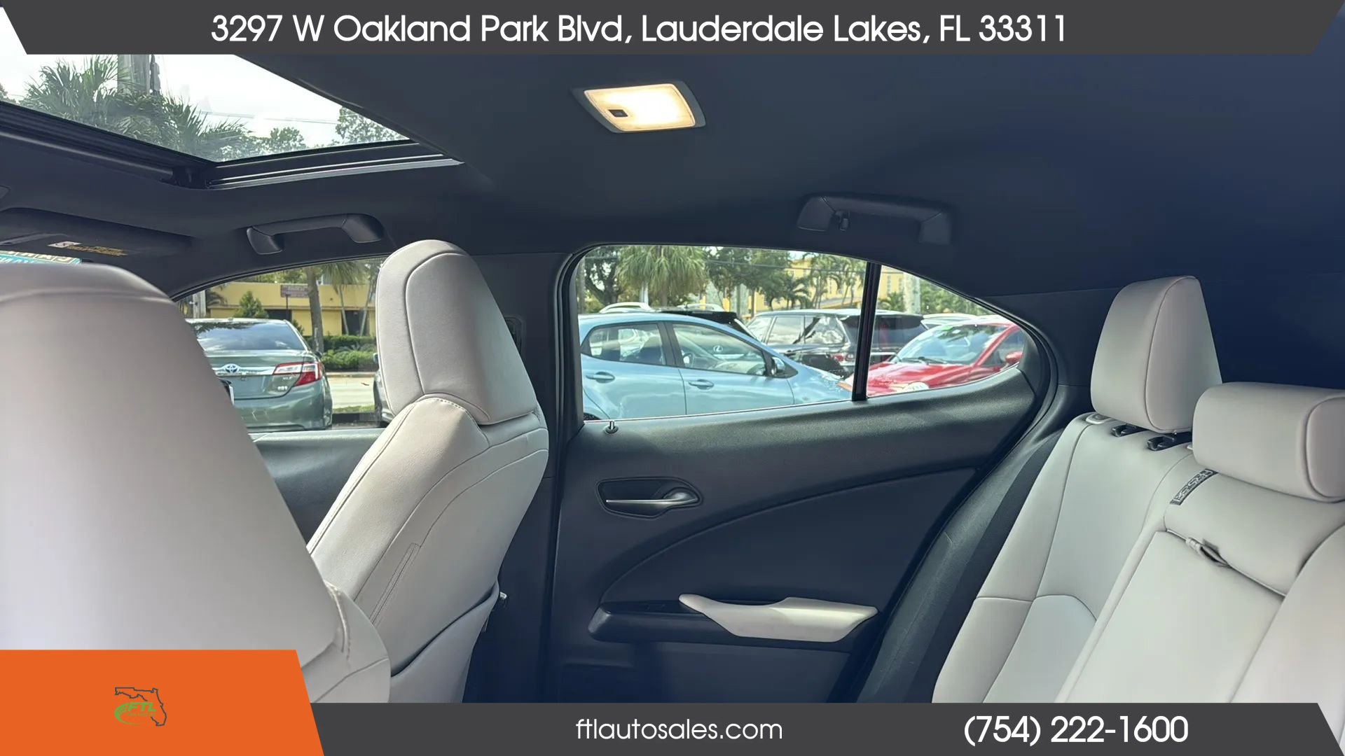 Used 2019 Lexus UX 200 w/ Premium Package FWD image 31
