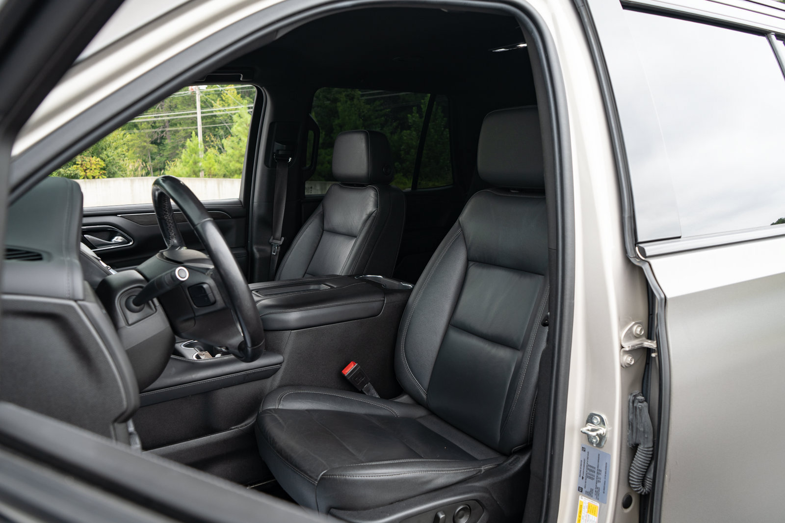 Used 2021 Chevrolet Tahoe Z71 AWD/4WD image 15