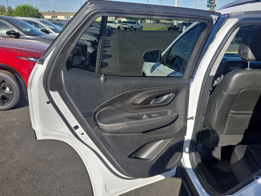 Used 2018 GMC Terrain SLT AWD/4WD image 13