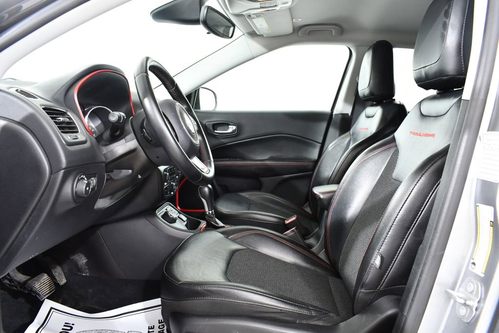 Used 2019 Jeep Compass Trailhawk image 6