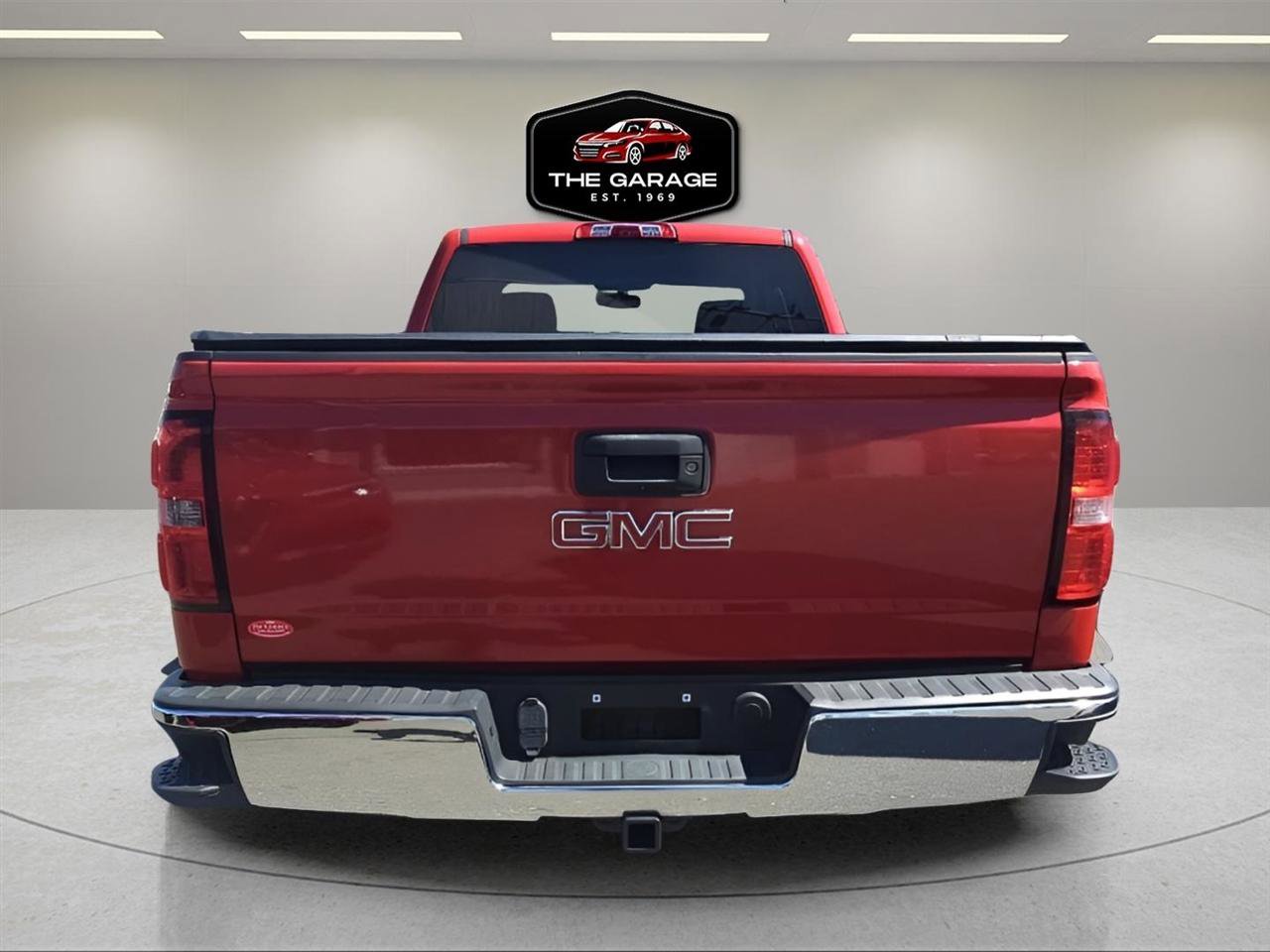 Used 2015 GMC Sierra 1500 SLE w/ SLE Value Package AWD/4WD image 4