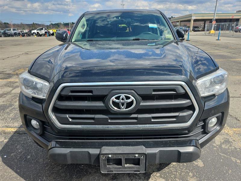 Used 2017 Toyota Tacoma SR5 w/ Tow Package image 2