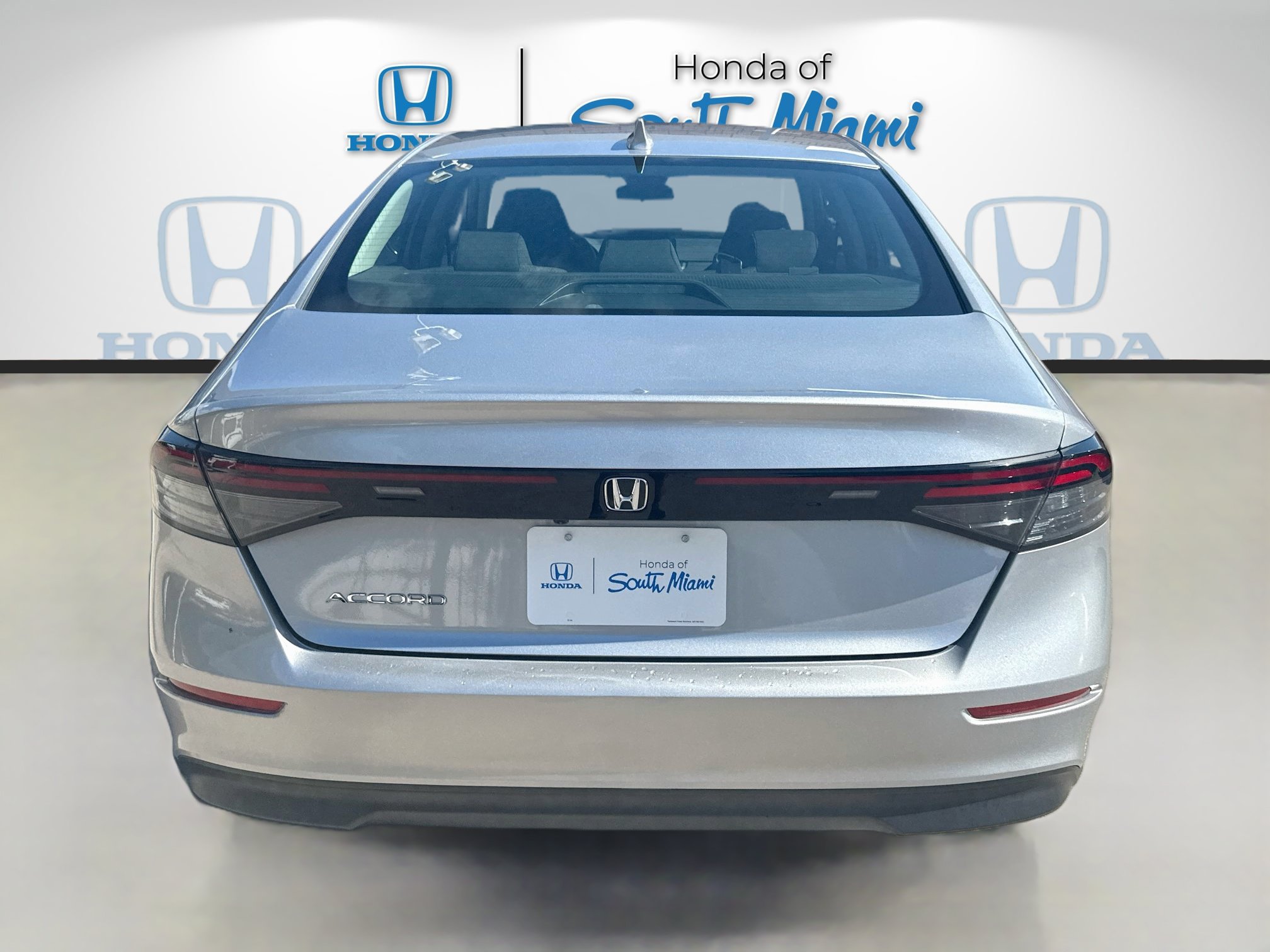 Used 2024 Honda Accord EX image 6