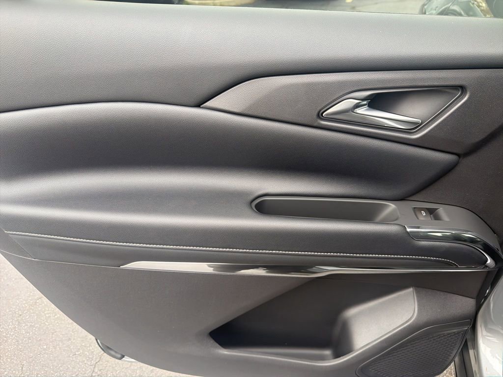 New 2026 Chevrolet Traverse LT w/ Midnight/Sport Edition image 36