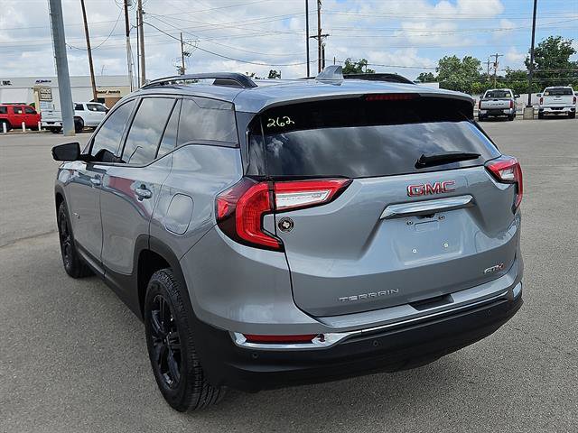 Used 2024 GMC Terrain AT4 w/ Tech Package AWD/4WD image 3