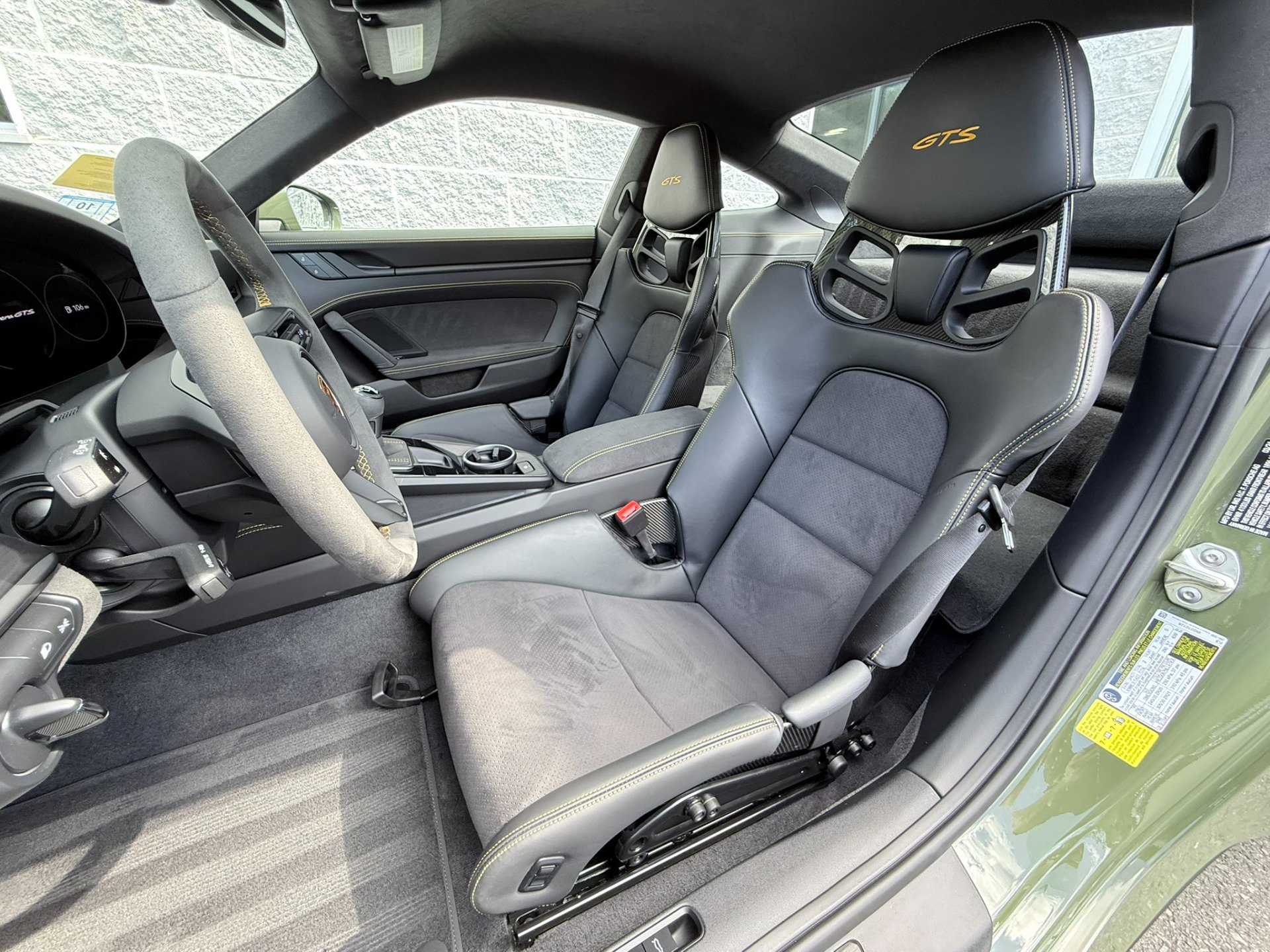 Used 2024 Porsche 911 Carrera GTS RWD image 16