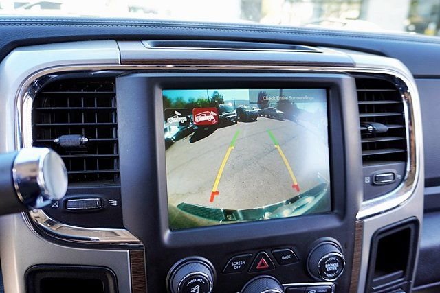 Used 2017 RAM 3500 Laramie w/ Convenience Group image 31