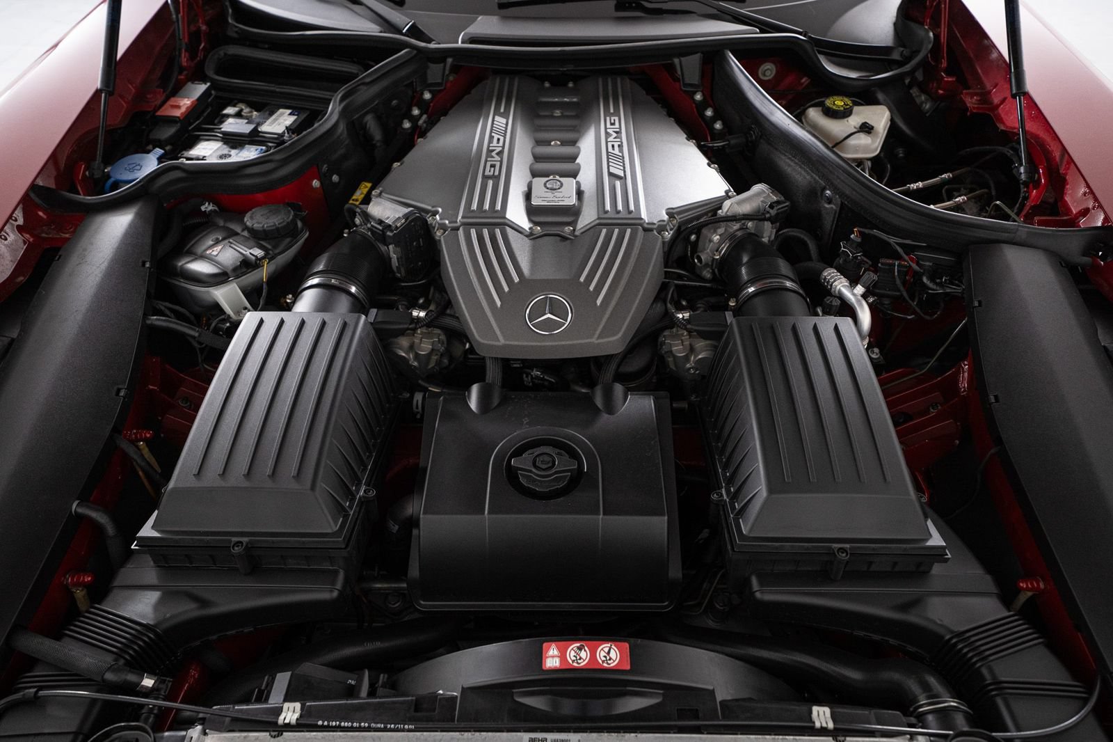 Used 2012 Mercedes-Benz SLS AMG Roadster image 40