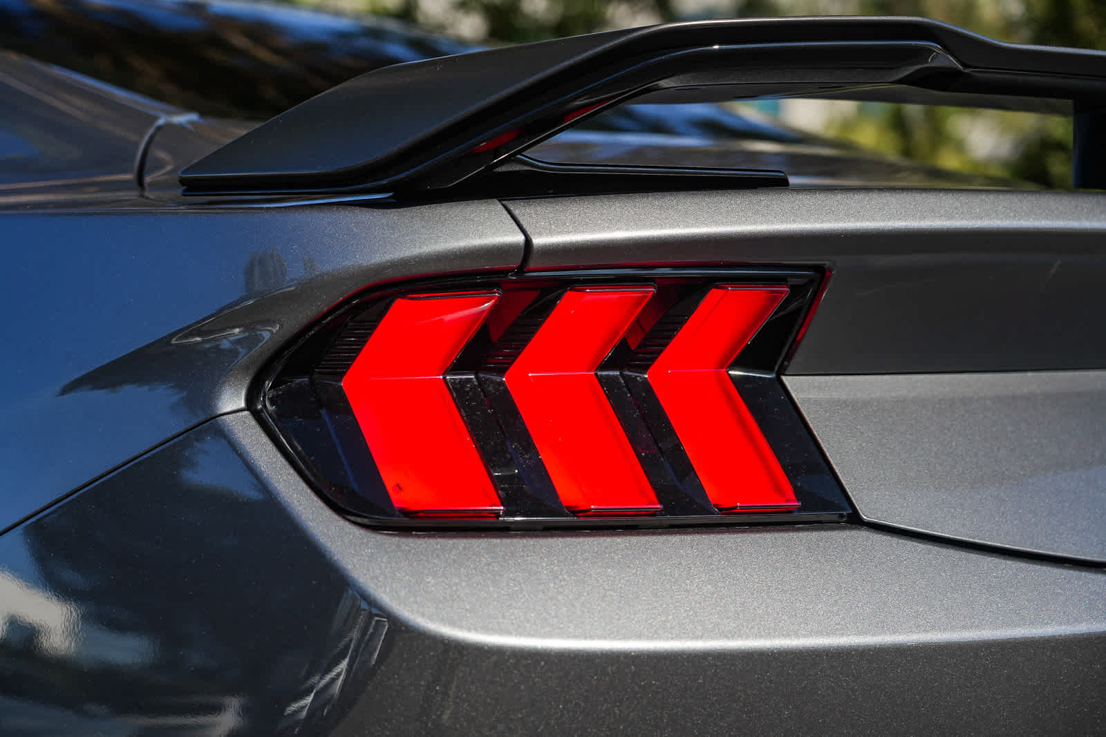 Used 2024 Ford Mustang Dark Horse RWD image 9