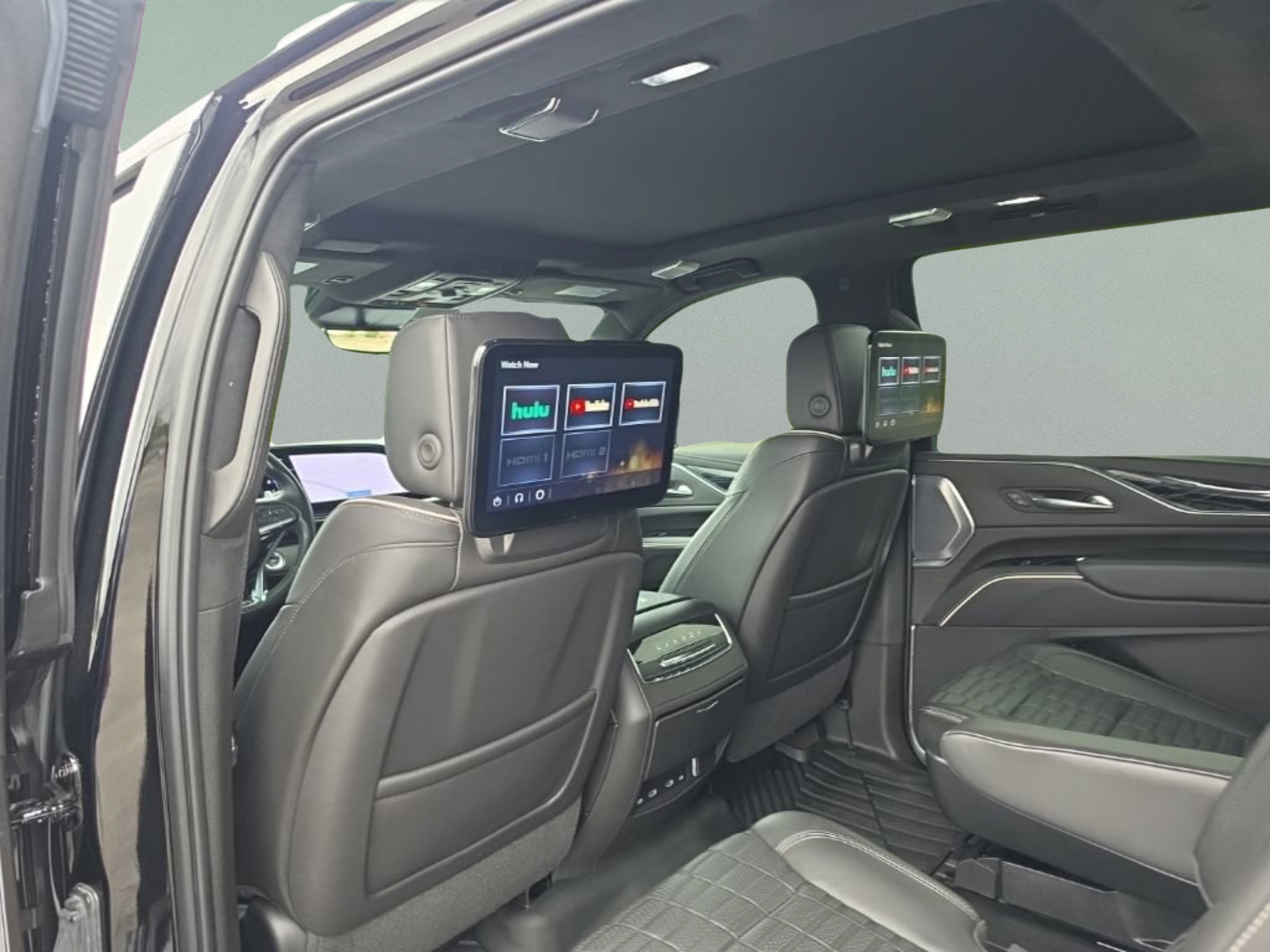 Used 2023 Cadillac Escalade ESV V AWD/4WD image 30