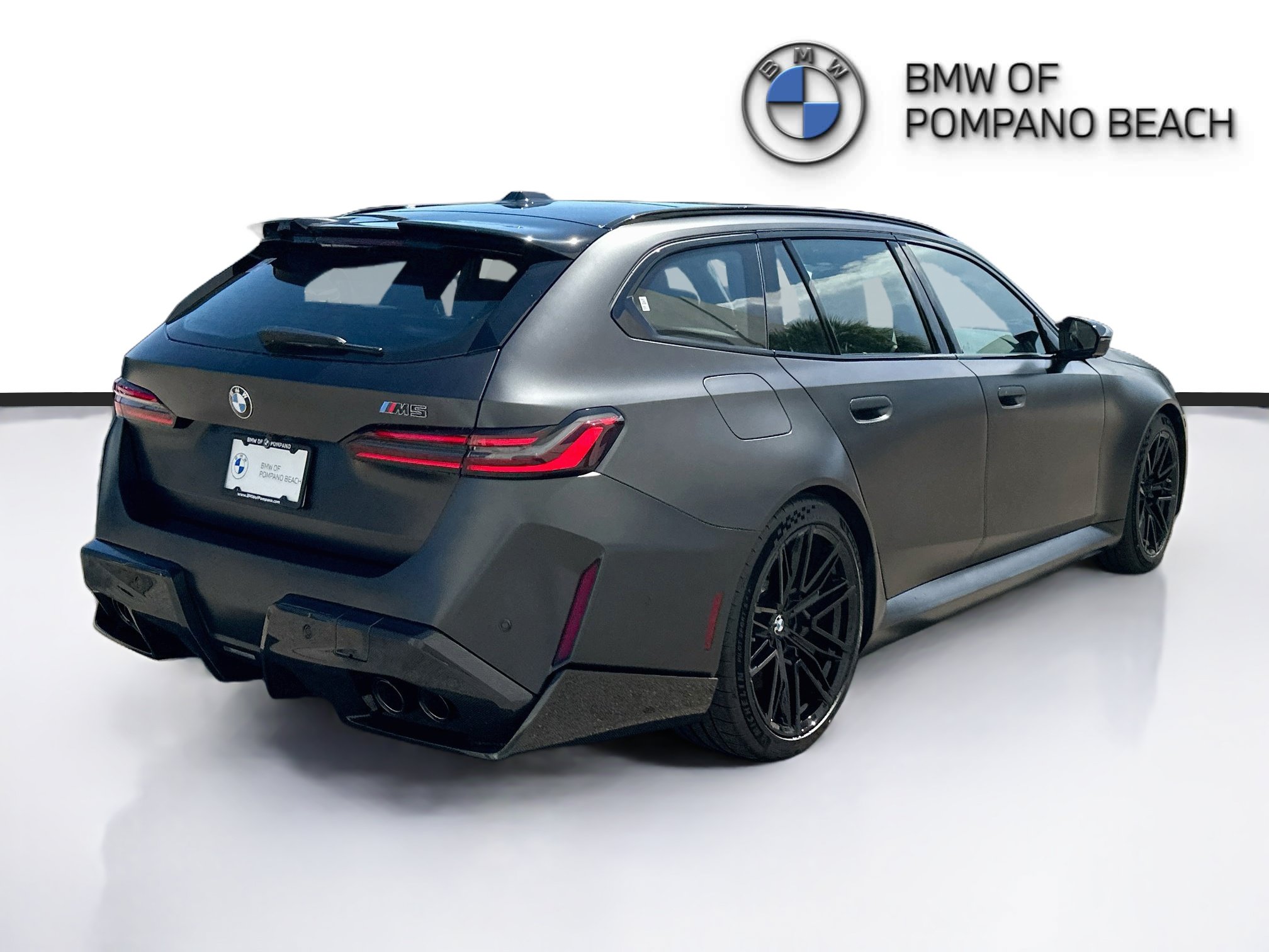 New 2027 BMW M5 Touring AWD/4WD image 7