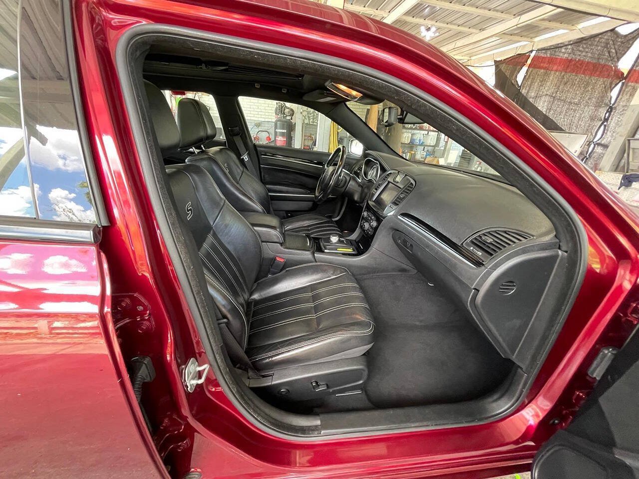 Used 2021 Chrysler 300 S RWD image 18