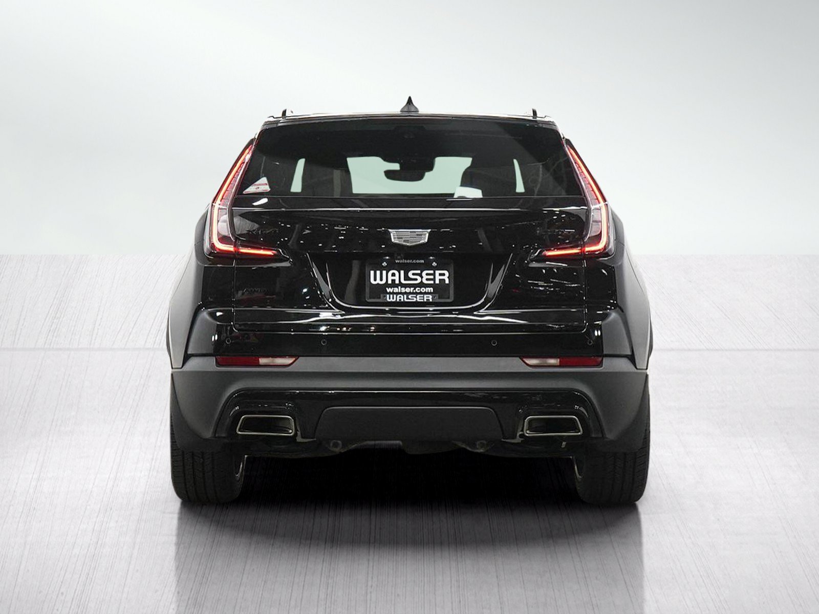 Used 2022 Cadillac XT4 Sport w/ LPO, Onyx Lite Package AWD/4WD image 4
