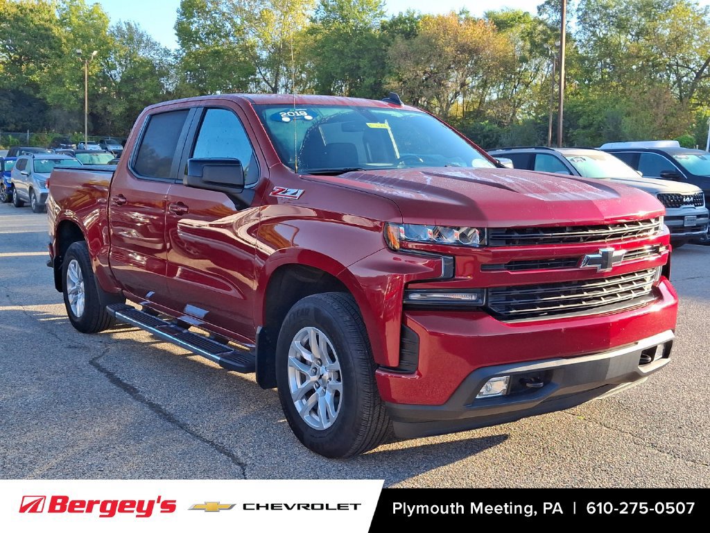 Used 2019 Chevrolet Silverado 1500 RST AWD/4WD image 2