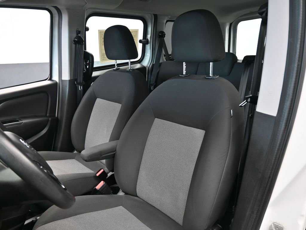 Used 2021 RAM ProMaster City Wagon image 10