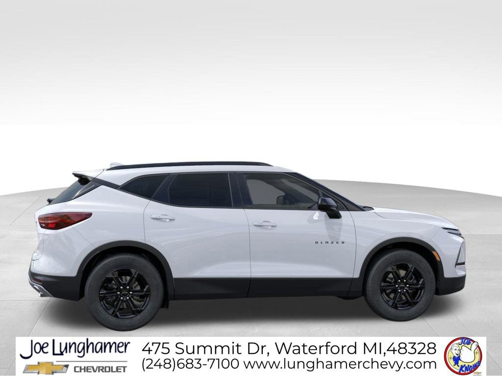 New 2026 Chevrolet Blazer LT image 5