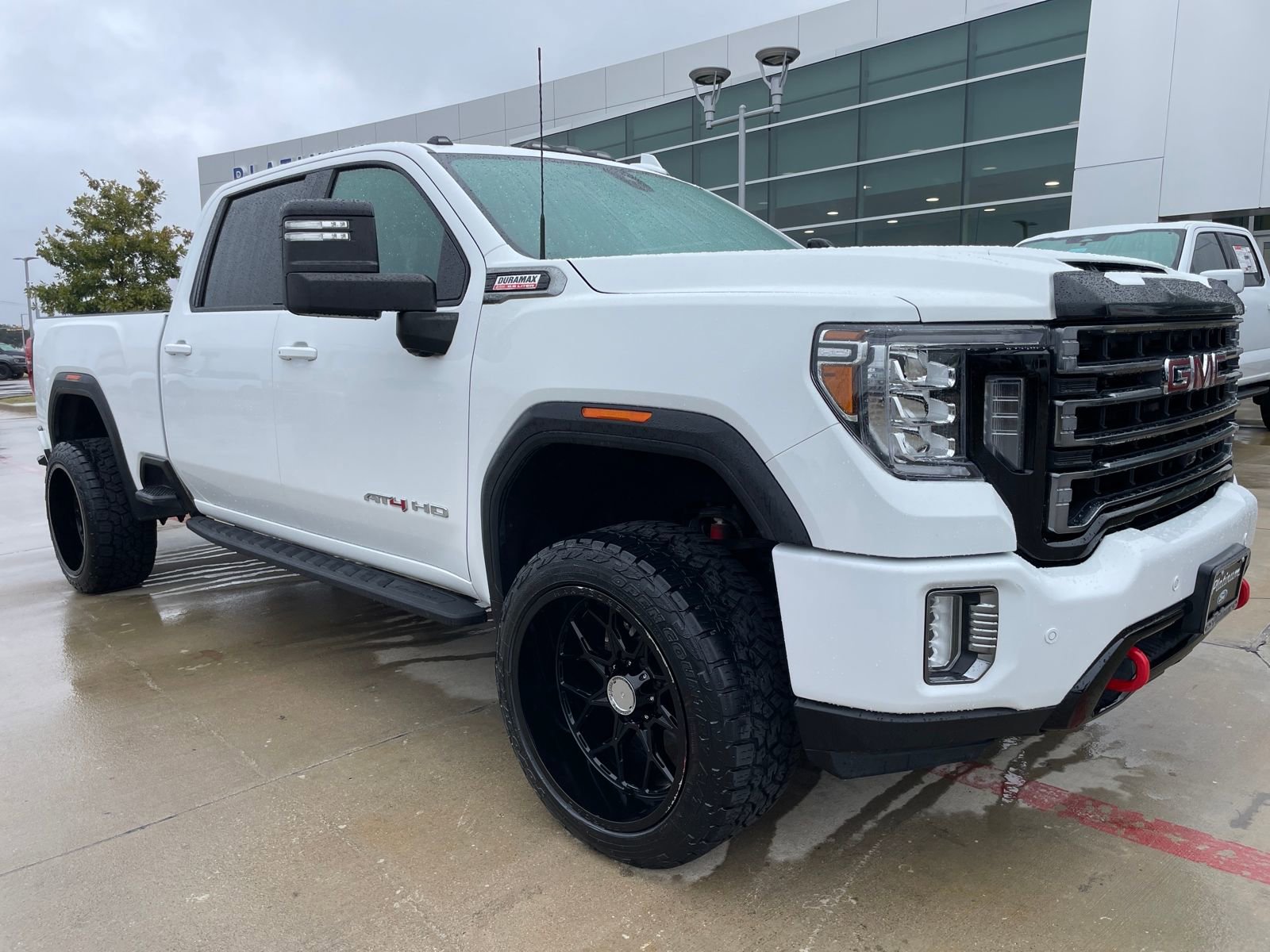 Used 2021 GMC Sierra 2500 AT4 w/ AT4 Premium Plus Package image 7