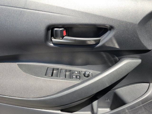 Used 2026 Toyota Corolla LE FWD image 13