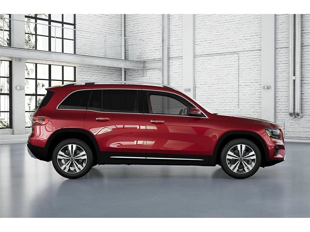 New 2026 Mercedes-Benz GLB 250 4MATIC image 2