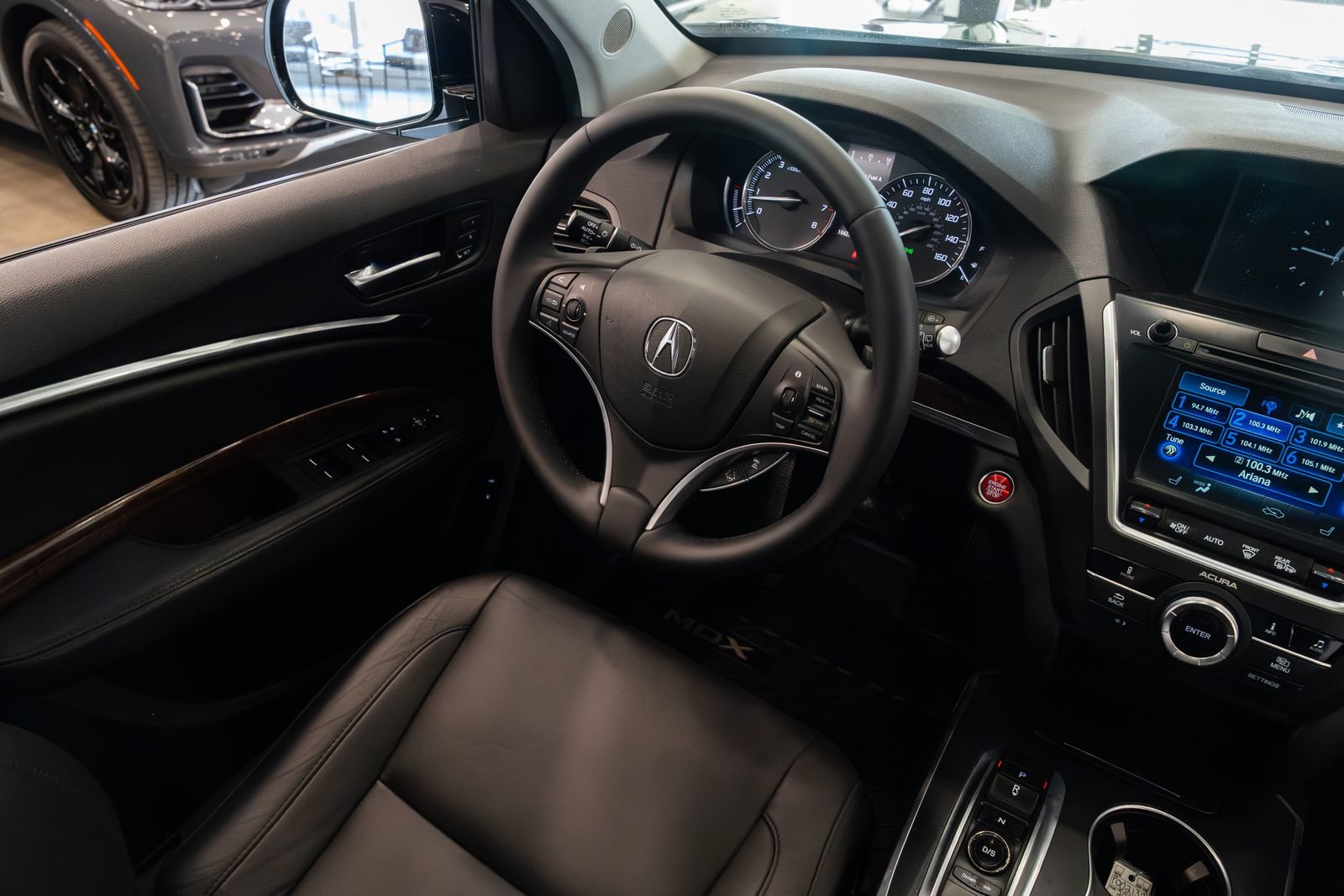Used 2017 Acura MDX SH-AWD image 10