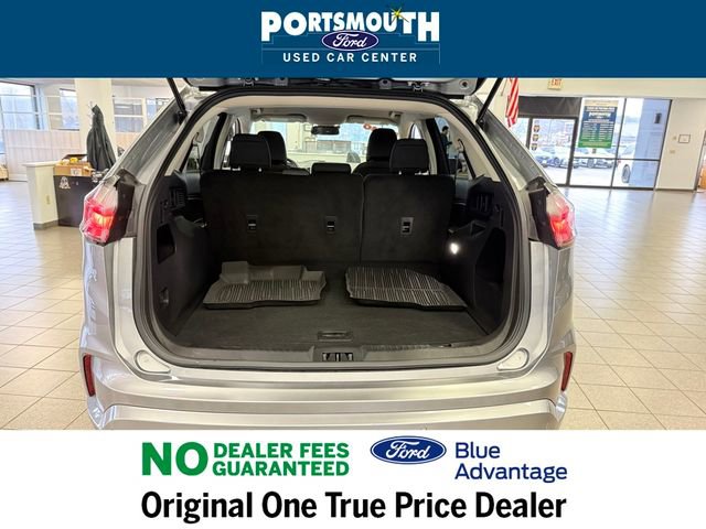 Used 2024 Ford Edge SE w/ Black Appearance Package image 10