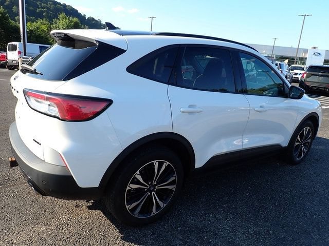 Used 2022 Ford Escape SEL w/ SEL Stealth AWD Package image 9