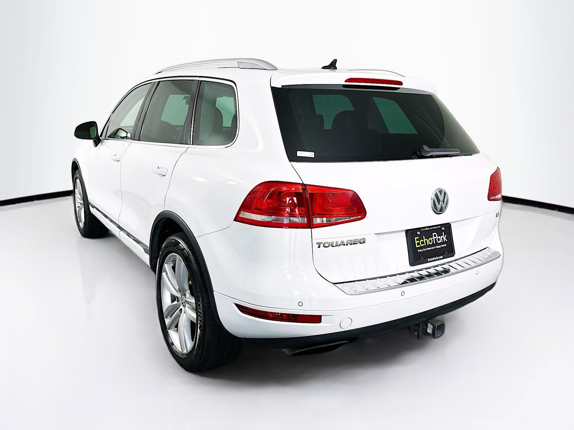 Used 2012 Volkswagen Touareg Sport AWD/4WD image 5