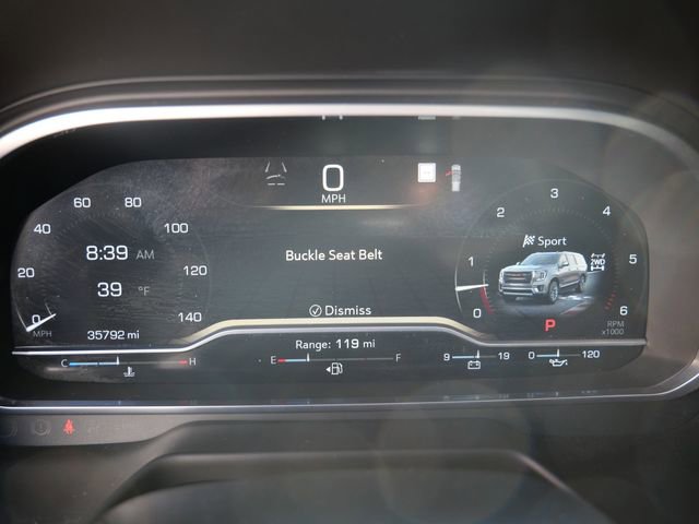 Used 2023 GMC Yukon XL SLT w/ SLT Premium Package image 25