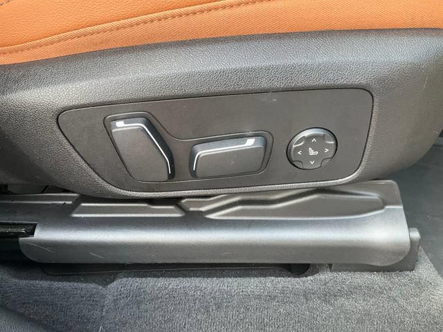 Used 2024 BMW X3 sDrive30i w/ Premium Package RWD image 23