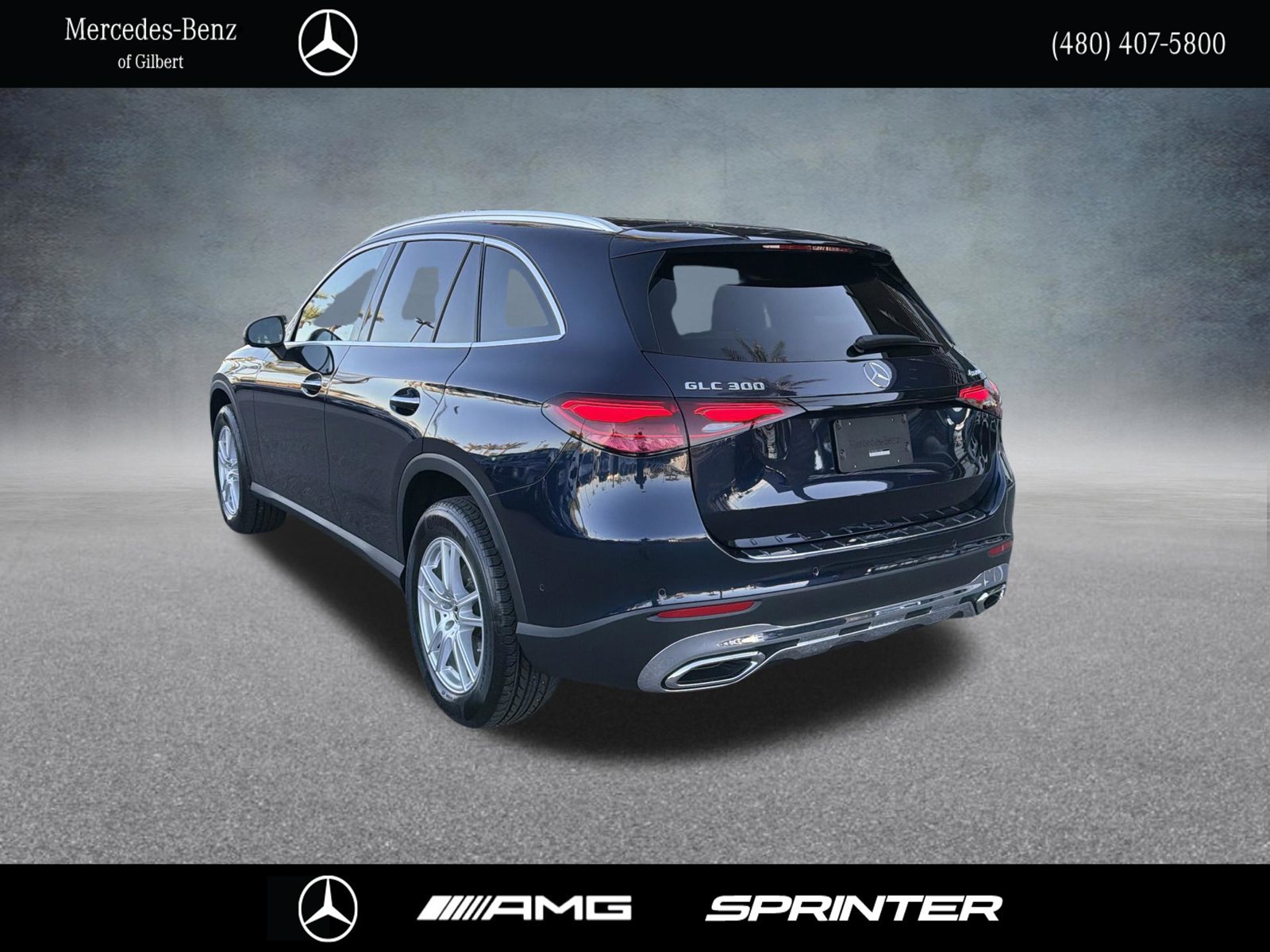 Used 2023 Mercedes-Benz GLC 300 4MATIC image 3