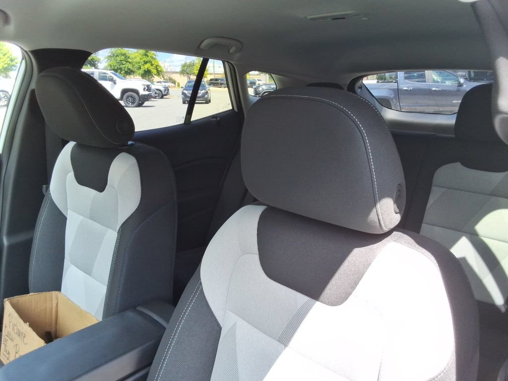 New 2026 Chevrolet Trax LS FWD image 21