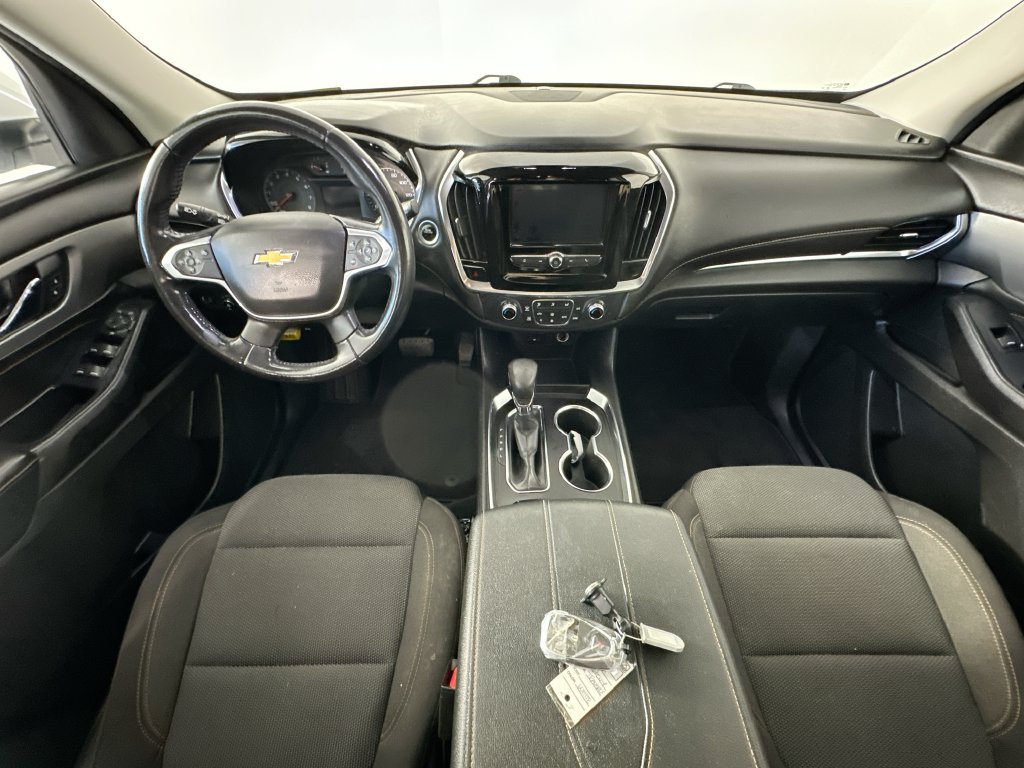 Used 2021 Chevrolet Traverse LT w/ LPO, Cargo Package FWD image 10