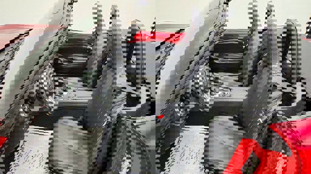 Used 2025 MAZDA MX-5 Miata Grand Touring w/ Weather Package image 20