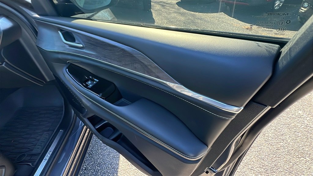 Used 2023 Jeep Grand Cherokee L Overland image 17