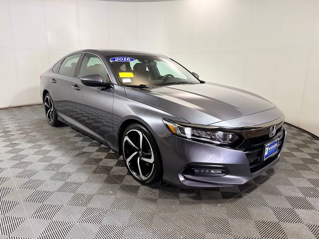 Used 2018 Honda Accord Sport image 9
