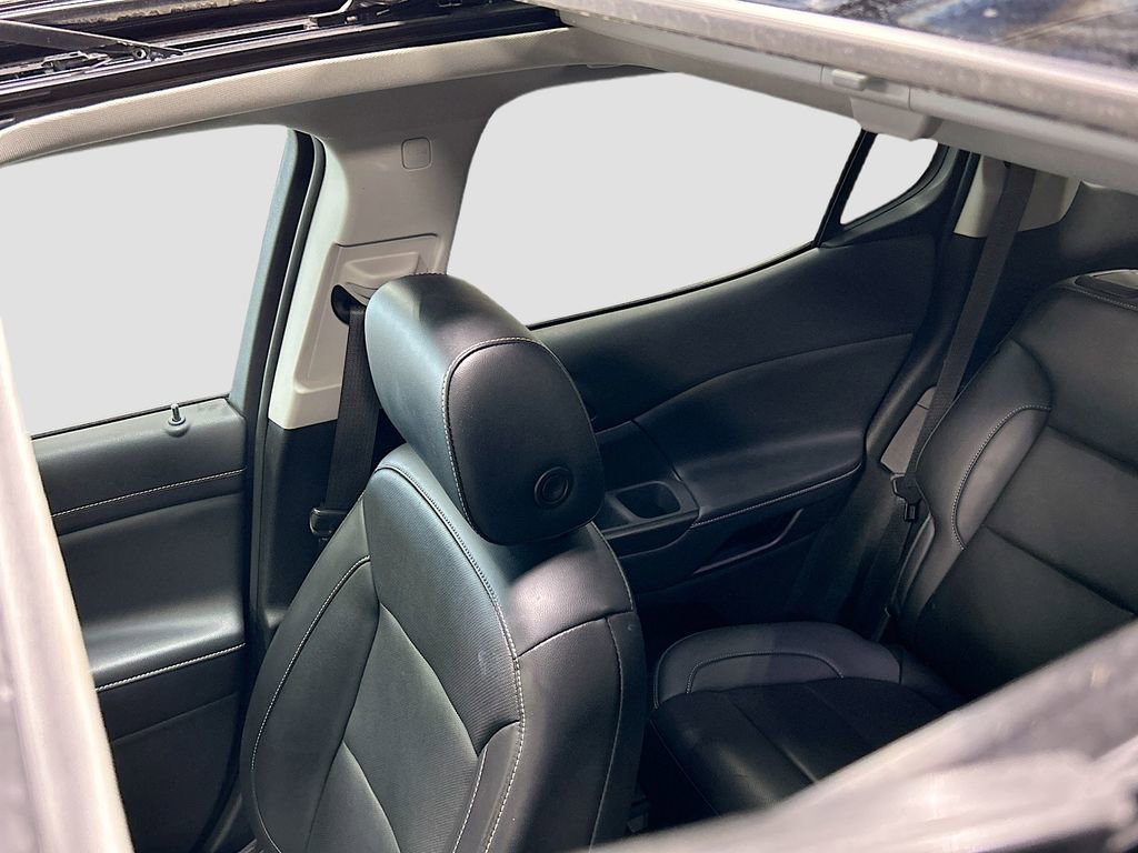 Used 2021 GMC Acadia SLT w/ Elevation Edition image 22