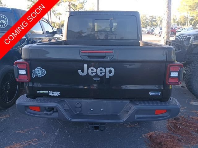 Certified 2022 Jeep Gladiator Overland w/ LED Lighting Group AWD/4WD image 5