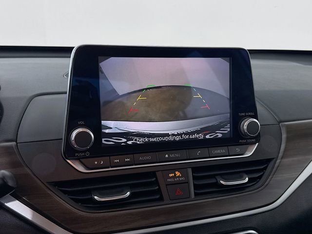 Used 2024 Nissan Altima 2.5 SV image 11