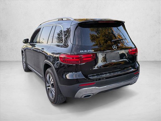 Certified 2025 Mercedes-Benz GLB 250 image 7